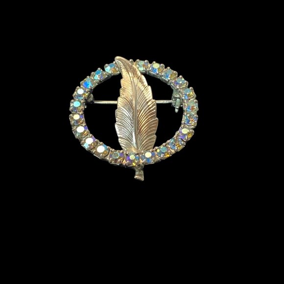 Vintage Aurora Borealis Rhinestone Circle Pin With Silver-Toned Feather Design - Picture 3 of 10